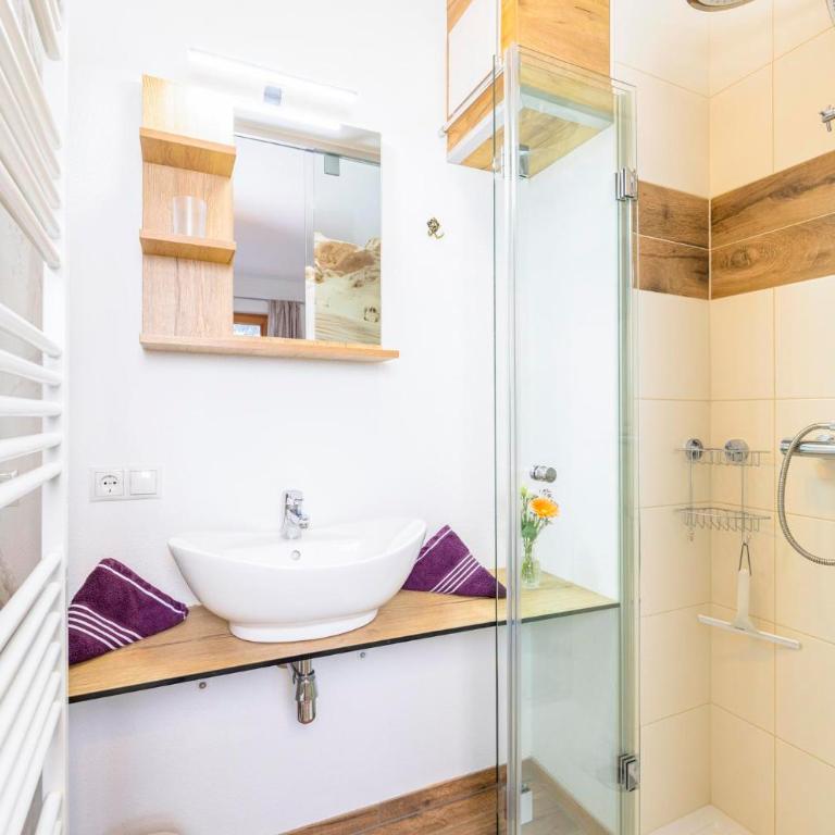 Chalet Modern Life - Apartment mit 3 Schlafzimmern und Bad - 6