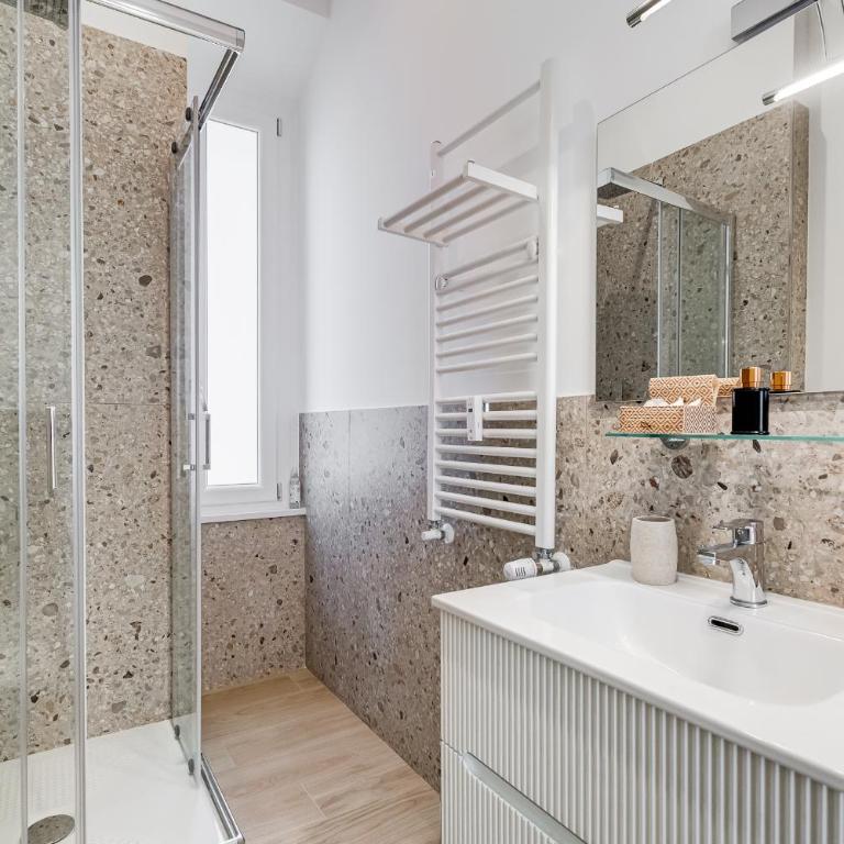 Casa di Zio Colosseo - Appartamento con 2 Camere da Letto - 69