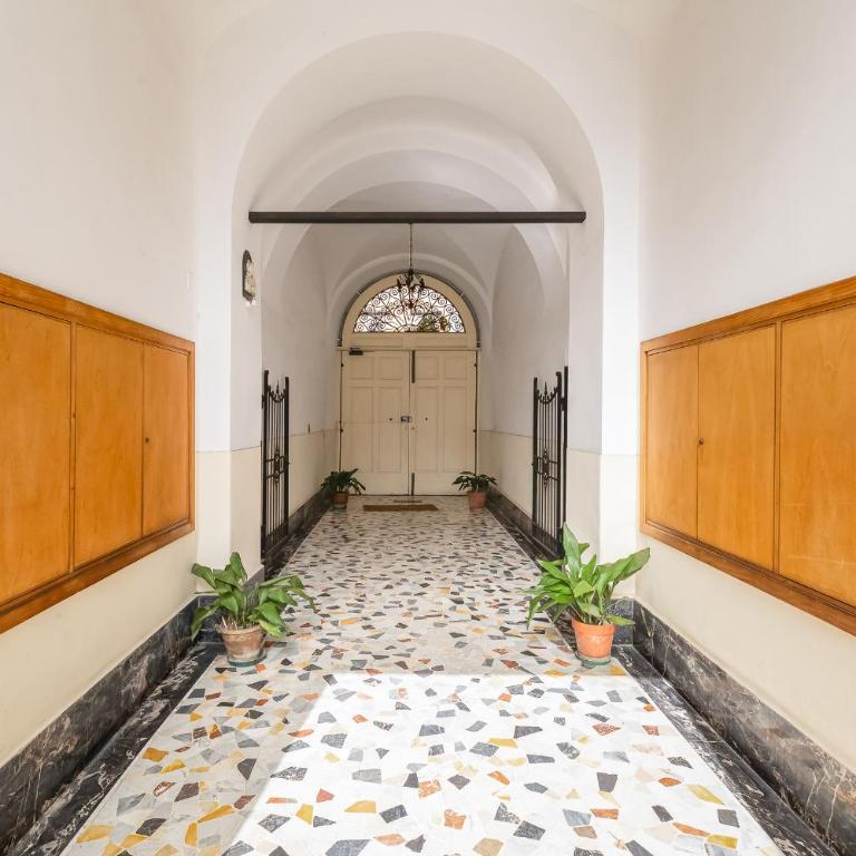 Casa di Zio Colosseo - Appartamento con 2 Camere da Letto - 78