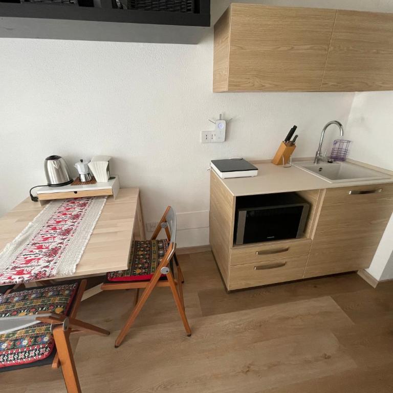 Casa Neve - Double Room with Private Bathroom - 5