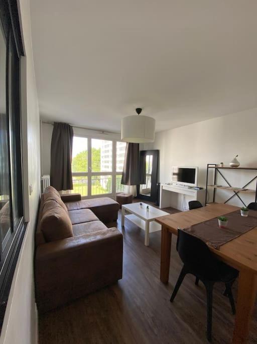 Chez Pascal Sissi -Grand Appart,Ile Nantes, CCgrés - Appartamento con 1 Camera da Letto - 1