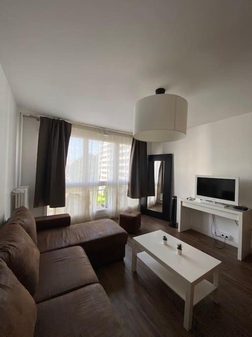 Chez Pascal Sissi -Grand Appart,Ile Nantes, CCgrés - Appartamento con 1 Camera da Letto - 2