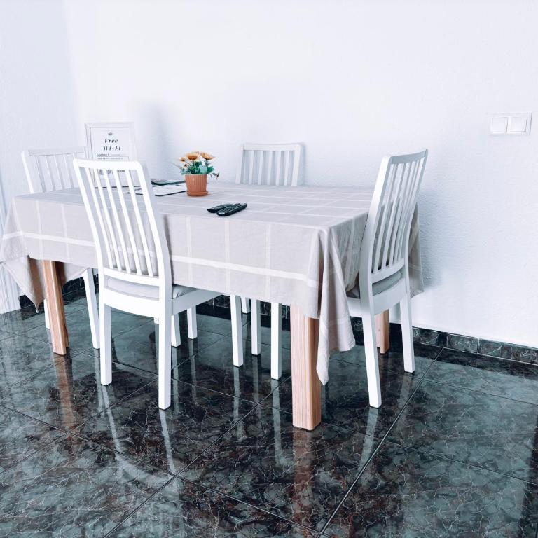 Aperol Apartment - Apartamento de 2 dormitorios con terraza - 11