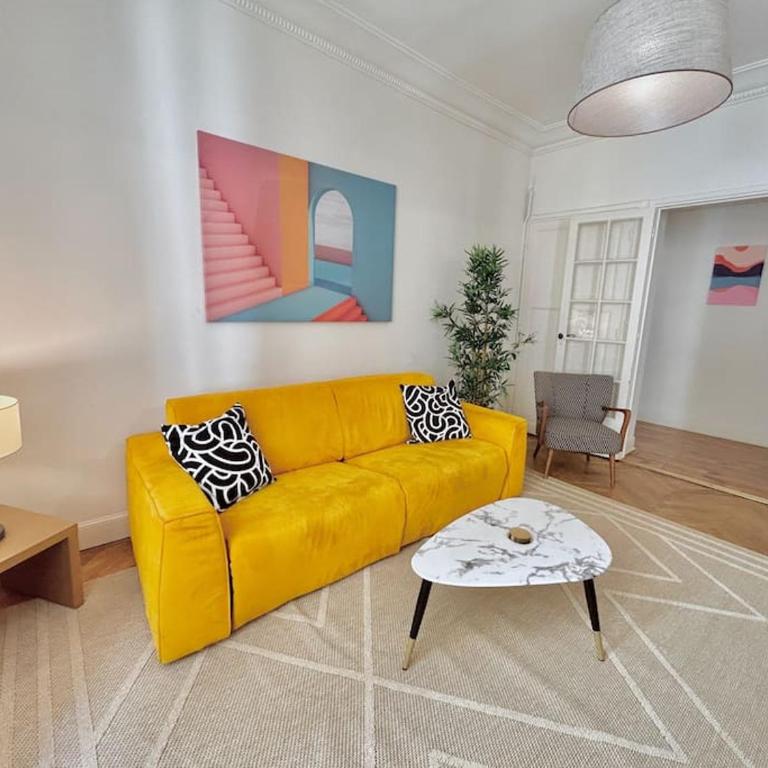 Charmant 3P en centre ville, spacieux et calme - Appartement 2 Chambres - 12