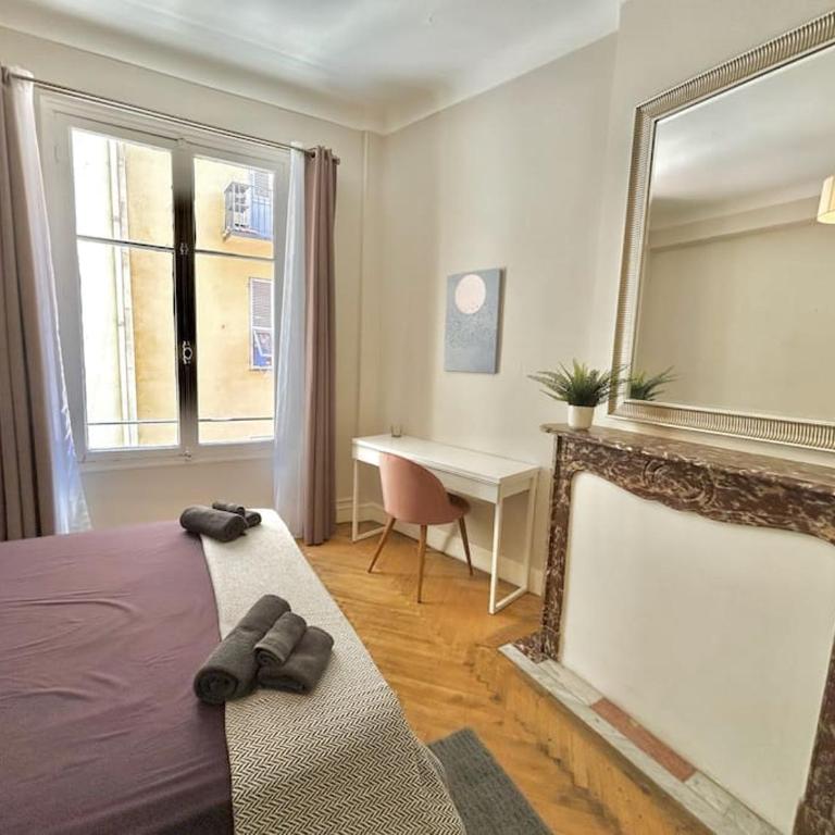 Charmant 3P en centre ville, spacieux et calme - Appartement 2 Chambres - 13