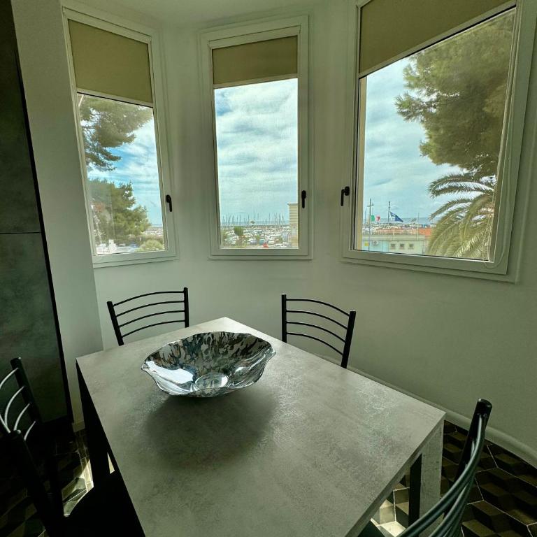 Villa Fontana 56 - Appartamento con Vista Mare - 18
