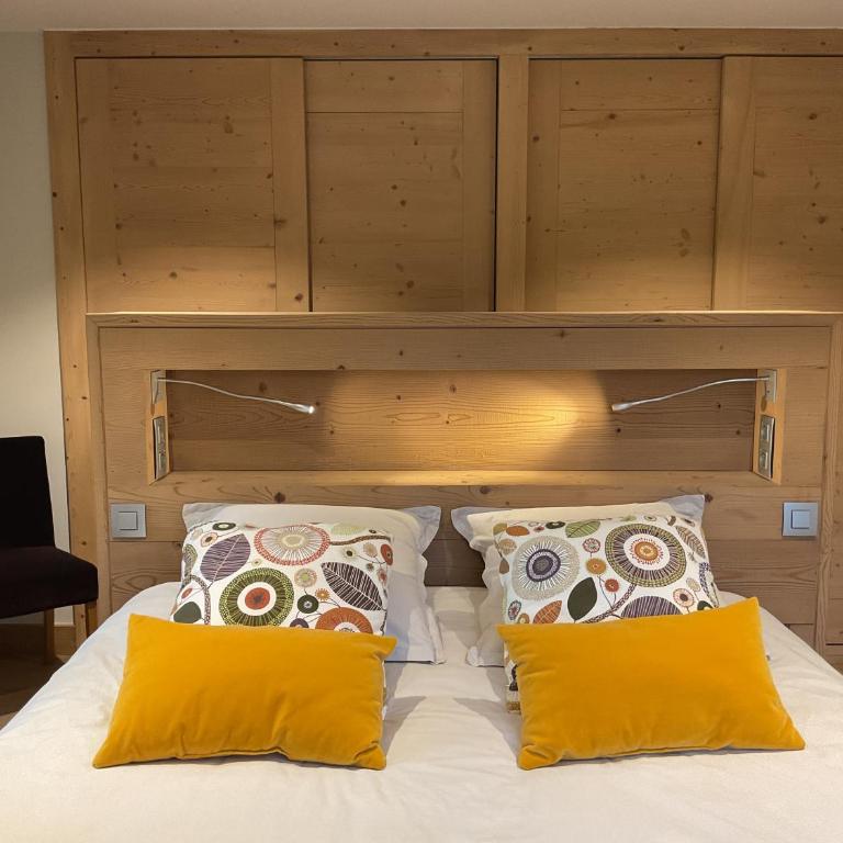 Ski in ski out Le Moulin charming duplex just 50 m from Princesse gondola Megève - Appartement - 23