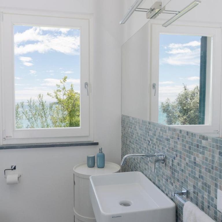 "Pini House", Private Park, shared Pool, Tennis with rackets, AC, Parking next home, additional Parking in Lerici, Cooking Lesson and Wine Tasting - Casa con 2 Camere da Letto - 37