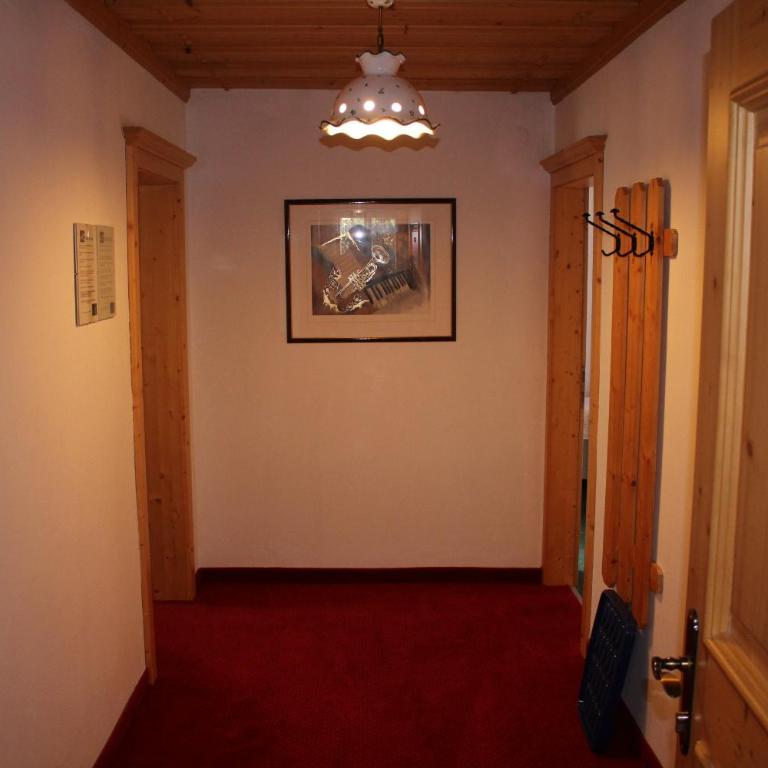 Haus Schönleiten - Apartment mit 2 Schlafzimmern und Balkon - 11
