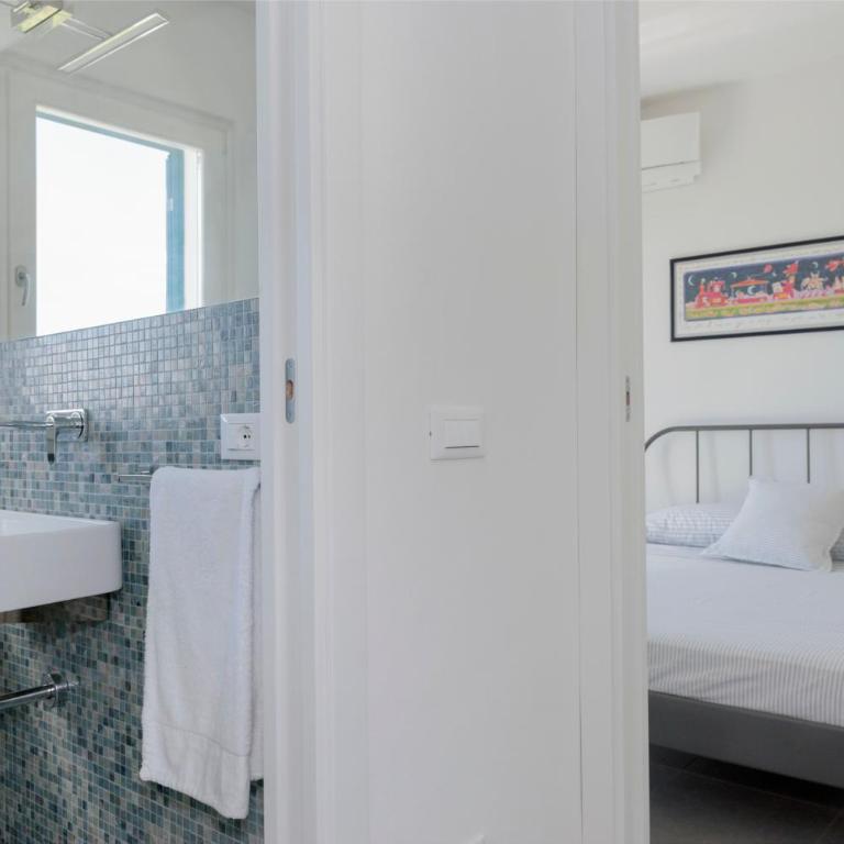 "Pini House", Private Park, shared Pool, Tennis with rackets, AC, Parking next home, additional Parking in Lerici, Cooking Lesson and Wine Tasting - Casa con 2 Camere da Letto - 36