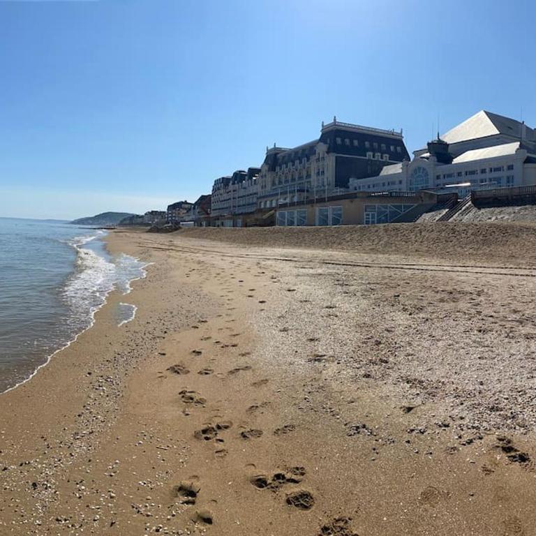 Charmant appartement en bord de mer - Two-Bedroom Apartment - 18