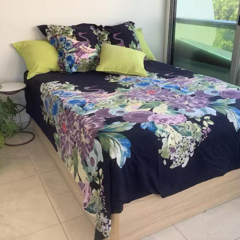 Studio 34m2 avec la terrasse 60m2, aperçu mer, parking, Clim, plage à 150 m,Wi-fi, piscine - Studio mit Terrasse - 61