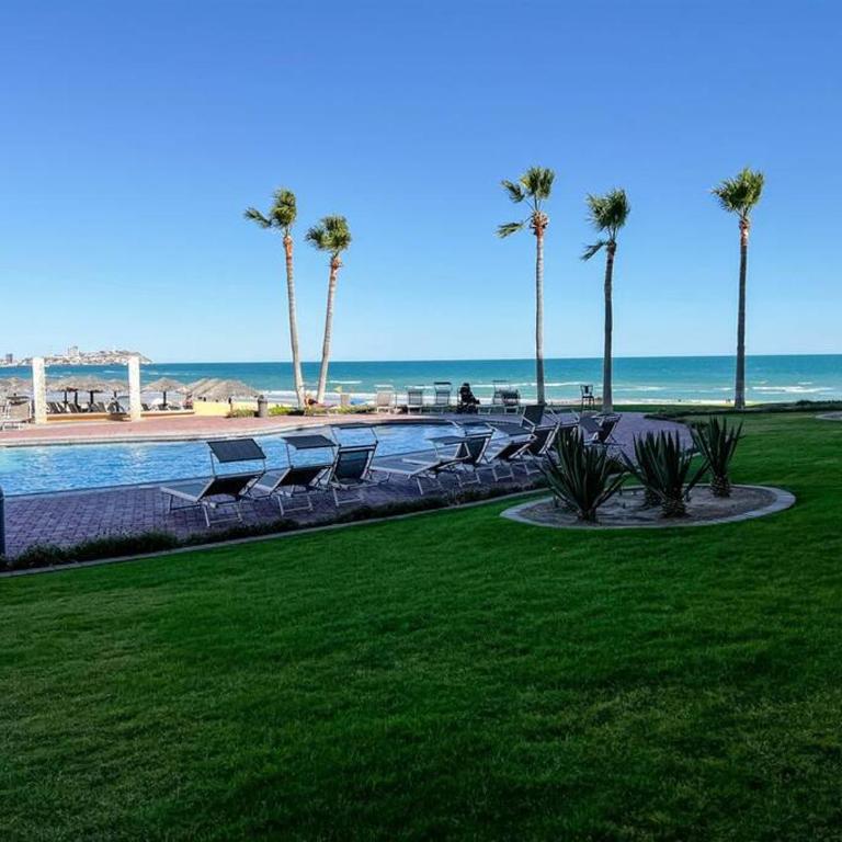 Sandy Beach Princesa A105 Ocean Front Resort - Two-Bedroom Apartment - Oceanfront - 14