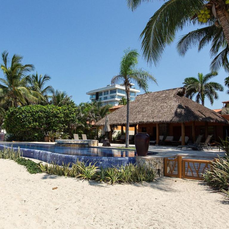 Perico. Departamento de 2 pisos. - Apartamento de 4 dormitorios con piscina privada - 38