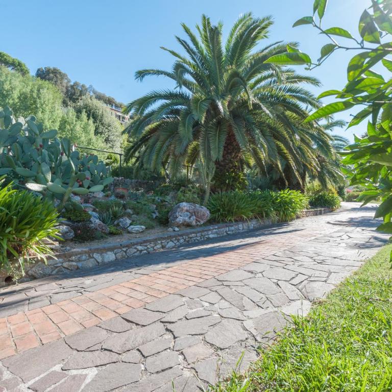"Pini House", Private Park, shared Pool, Tennis with rackets, AC, Parking next home, additional Parking in Lerici, Cooking Lesson and Wine Tasting - Casa con 2 Camere da Letto - 48