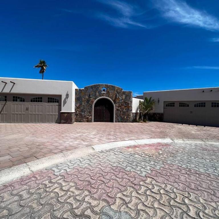 Costa Diamante Luxury Ocean Front Sandy Beach - Villa - 27