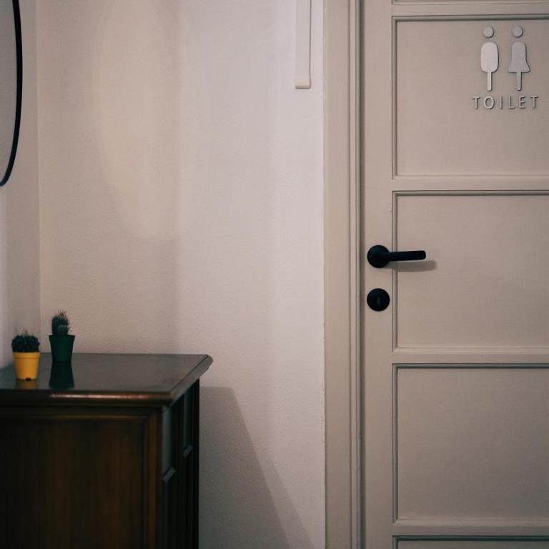 Betty House Roma - Appartamento con 2 Camere da Letto e Balcone - 33