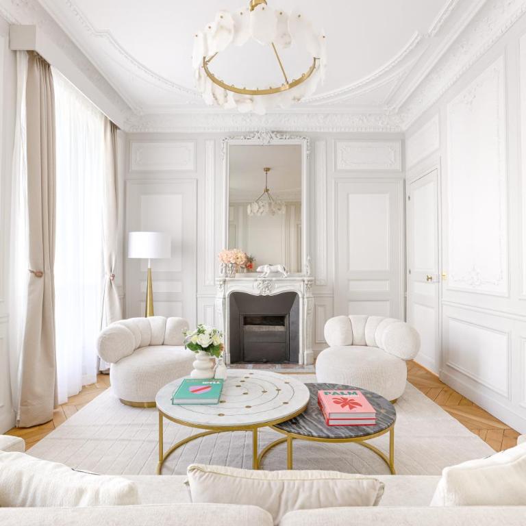 Artistic Luxury 3-Bedroom Apartment - Champs-Élysées - Three-Bedroom Apartment - 14