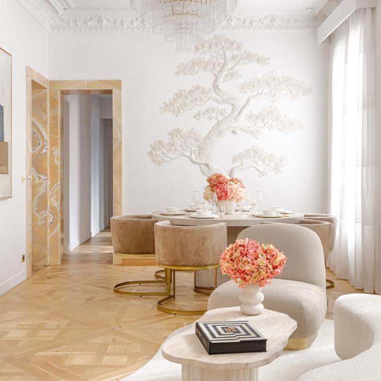Artistic Luxury 3-Bedroom Apartment - Champs-Élysées - Three-Bedroom Apartment - 20