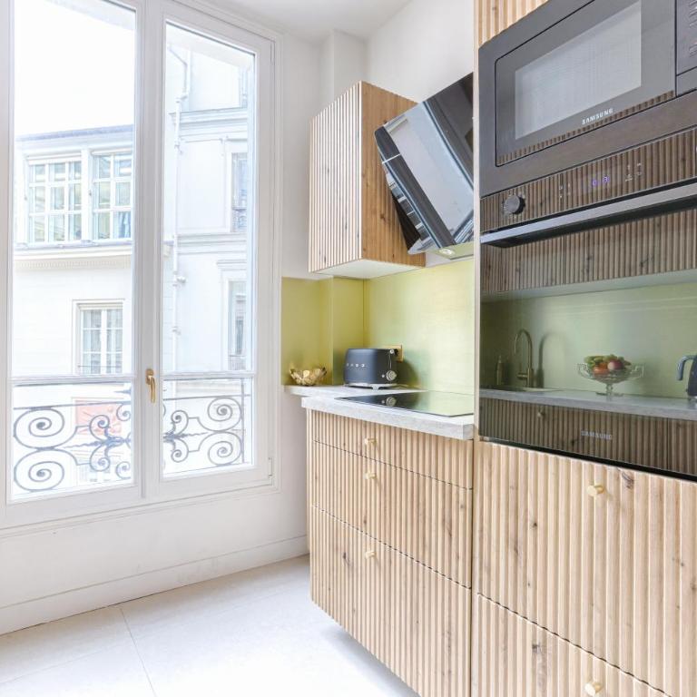Artistic Luxury 3-Bedroom Apartment - Champs-Élysées - Three-Bedroom Apartment - 17