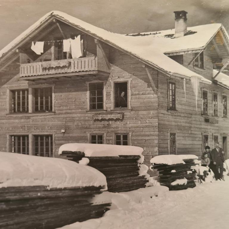 Traditional Ski Chalet in Wengen - Top Floor - Apartment mit 1 Schlafzimmer - 18