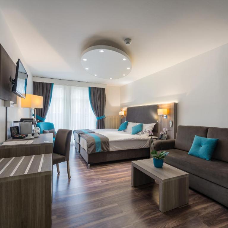 Hotel Rousseau - Chambre Double ou Lits Jumeaux Supérieure - 2