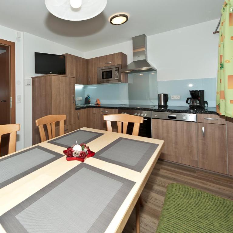 Appartement Haus Burgblick - Apartment mit 3 Schlafzimmern - 6