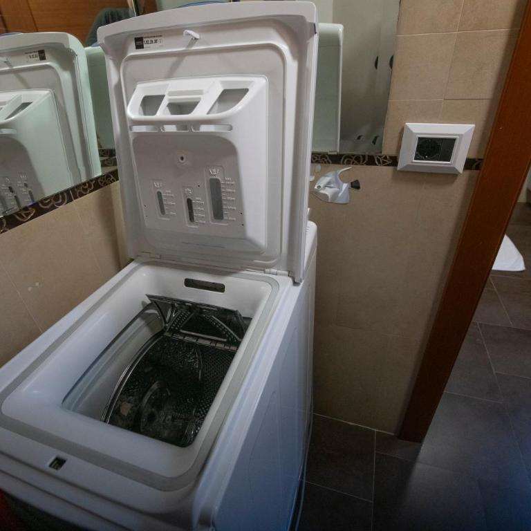 257b - Villetta Maiso - Vista Mare, Giardino e Piscina Privata a 2 minuti di auto dalle spiagge e mare - PARCHEGGIO PRIVATO INCLUSO - Appartamento con 3 Camere da Letto - 62