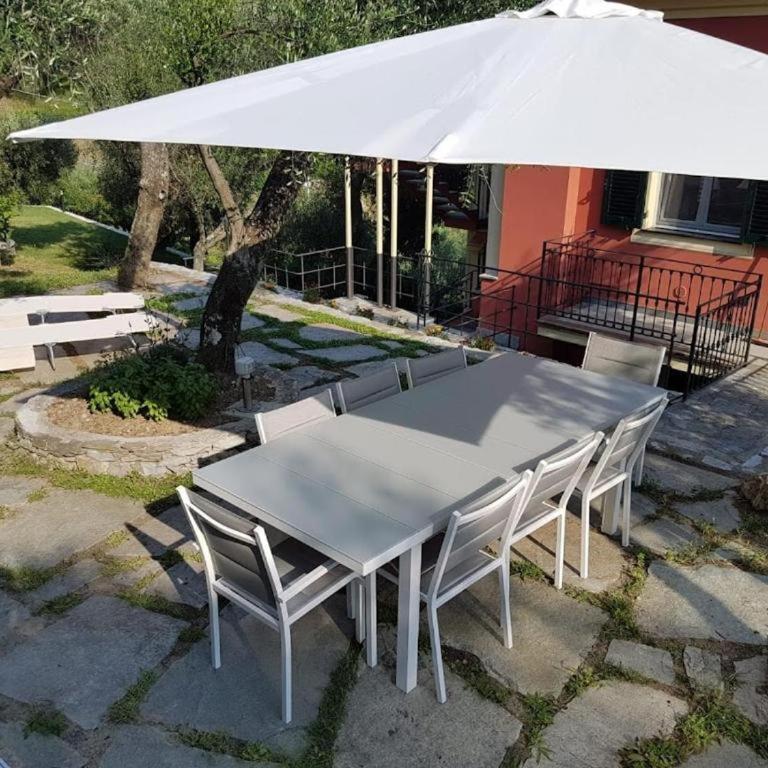 257b - Villetta Maiso - Vista Mare, Giardino e Piscina Privata a 2 minuti di auto dalle spiagge e mare - PARCHEGGIO PRIVATO INCLUSO - Appartamento con 3 Camere da Letto - 82