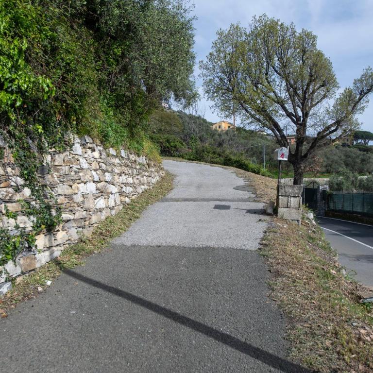 257b - Villetta Maiso - Vista Mare, Giardino e Piscina Privata a 2 minuti di auto dalle spiagge e mare - PARCHEGGIO PRIVATO INCLUSO - Appartamento con 3 Camere da Letto - 87