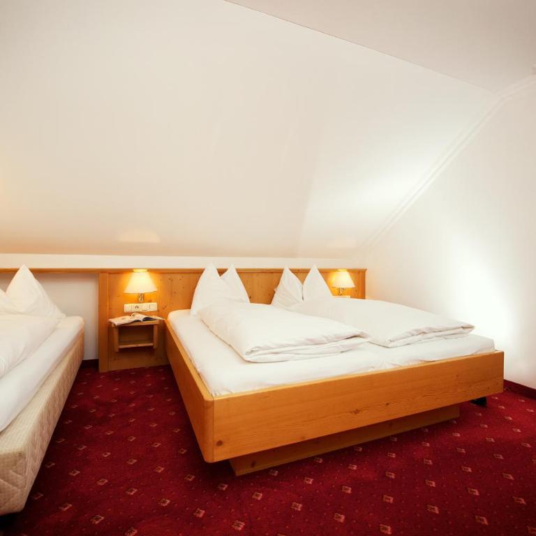Hotel Grafenwirt - Dreibettzimmer - 2