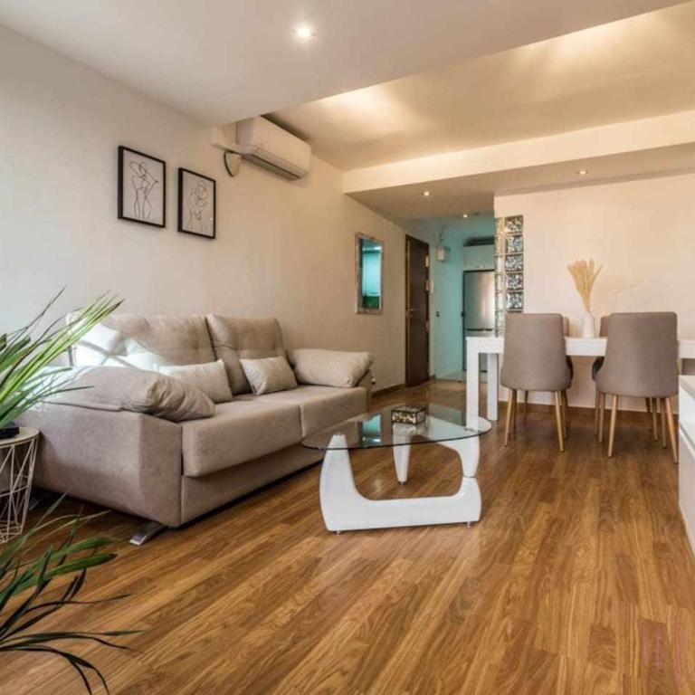 Lujo a tu alcance con spa y garaje, pleno centro - Apartamento de 2 dormitorios - 10