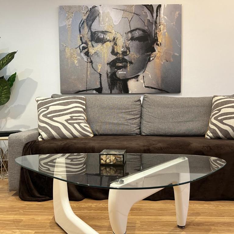 Lujo a tu alcance con spa y garaje, pleno centro - Apartamento de 2 dormitorios - 32
