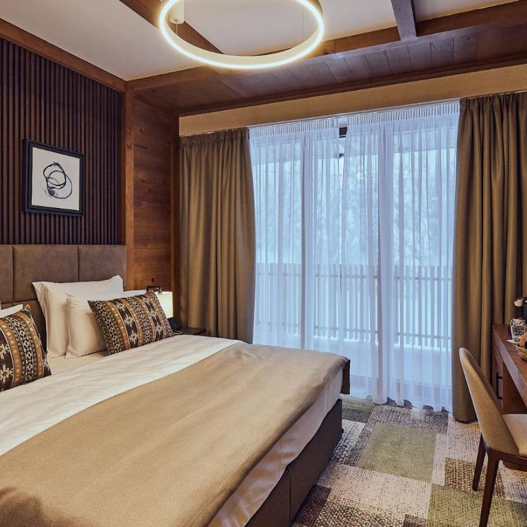 Grey Hotel Kopaonik - Double or Twin Room with Mountain View - 1