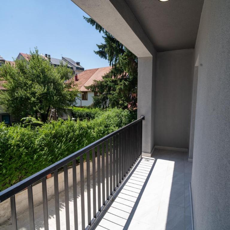 Sonrisa Apartments Kolasin - Apartman s 1 Spavaćom Sobom i Balkonom - 16