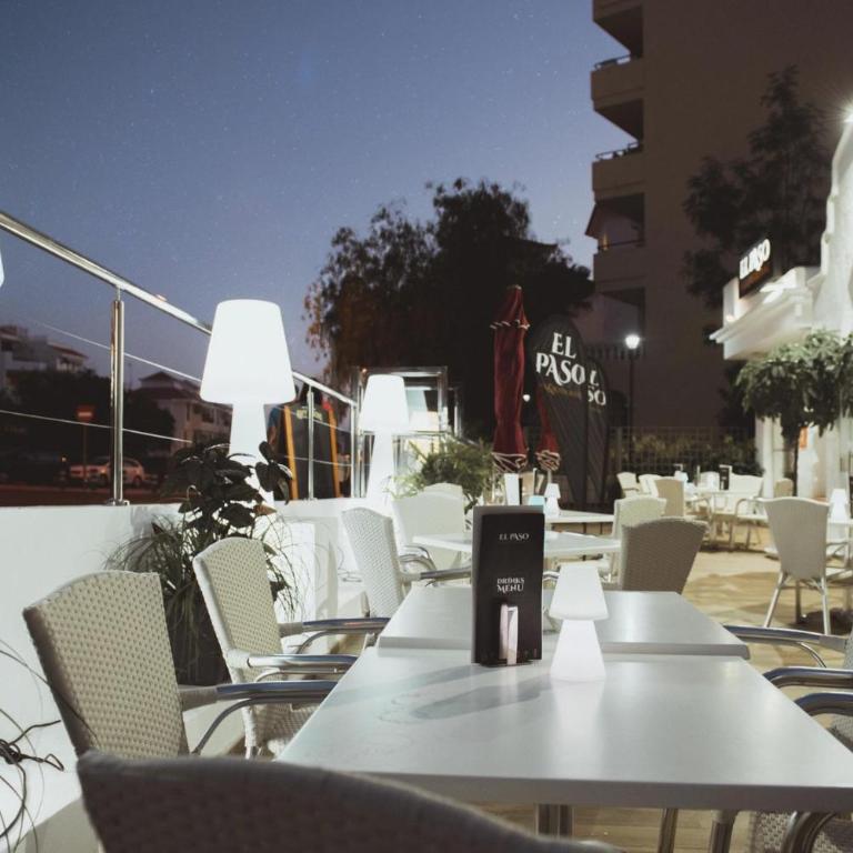 Luxury villa with private pool and cinema by Vapagó Tenerife - Villa - 70