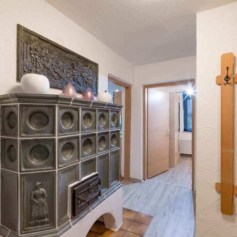 Chalet in Fügen near Spieljoch Ski Lift - Ferienhaus mit 4 Zimmern - 9