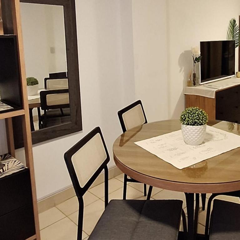 Terrazas II- Un ambiente con Aire Acond y cochera! A 5 minutos del mar y de zona Güemes - Apartamento de 1 dormitorio - 12