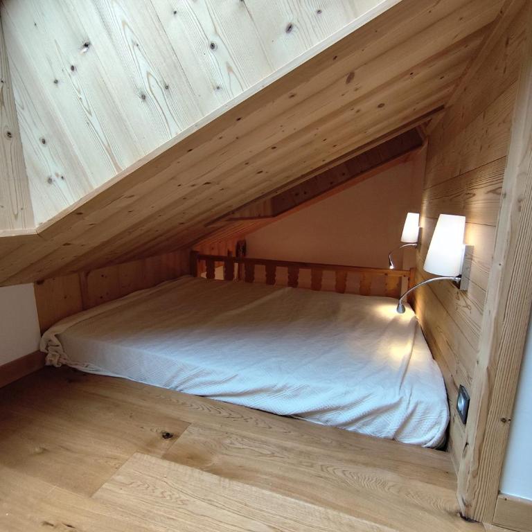 Appartement skis aux pieds 7 personnes au cœur de Méribel - FR-1-411-953 - Apartment - 7