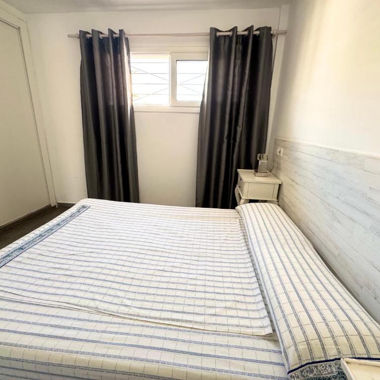 Apartsalou Bilbao - One-Bedroom Apartment - 5