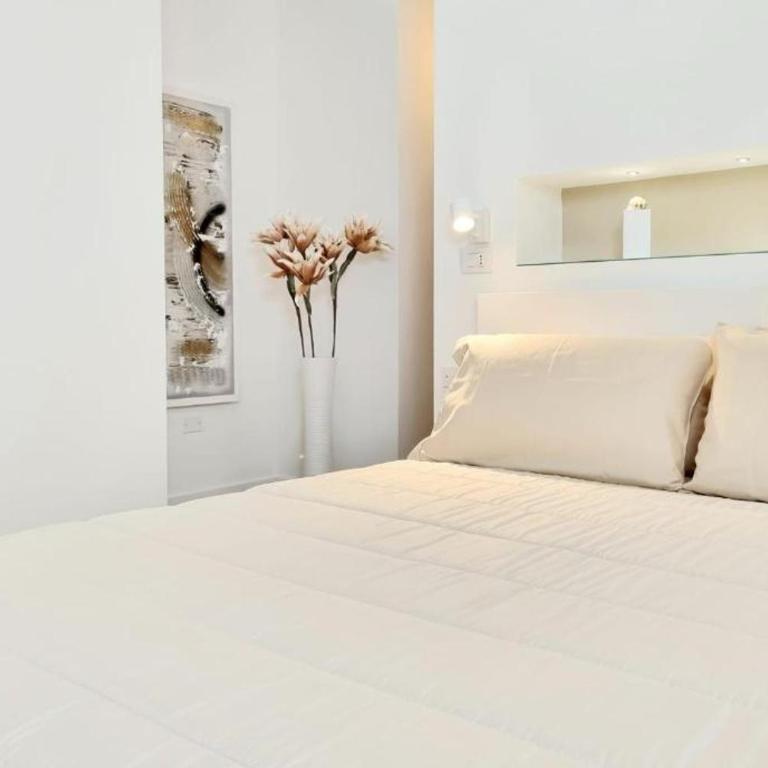 Glamour Suite by Accomodo - Economy Double Room - 2