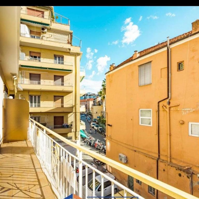 Casa Girasole Sanremo centro - Appartamento con 1 Camera da Letto - 42