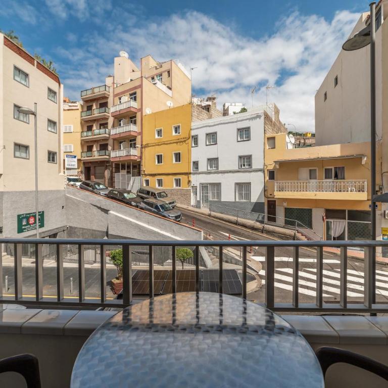 Apartments Los Playeros - Apartamento con balcón - 5