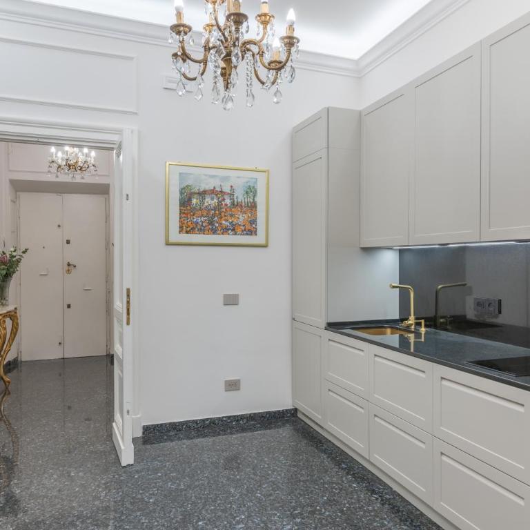 Vista su Campo de Fiori - Appartamento con 3 Camere da Letto - 13