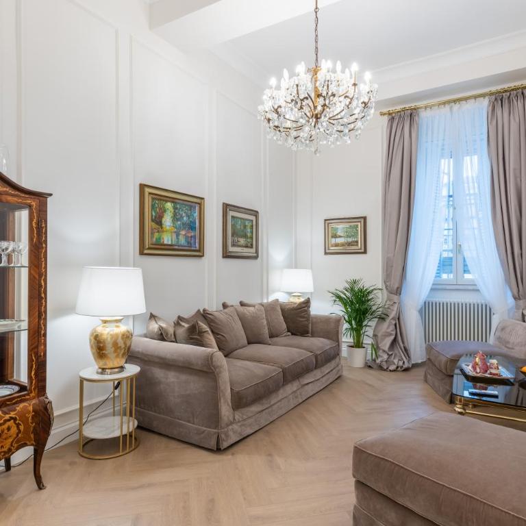 Vista su Campo de Fiori - Appartamento con 3 Camere da Letto - 40
