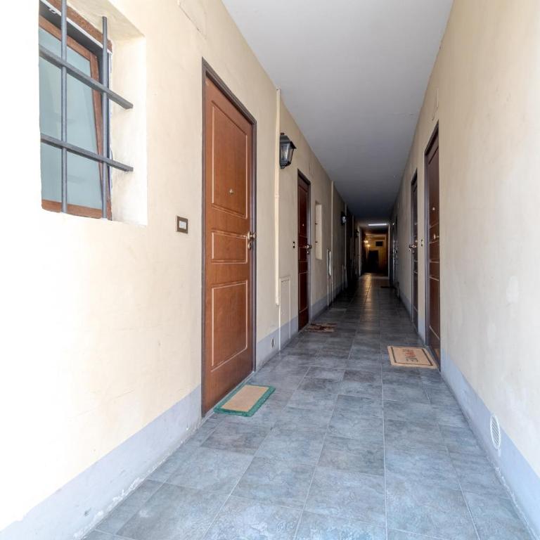GuestHost - Palazzo Saluzzo Paesana Beautiful Flat - One-Bedroom Apartment - 12