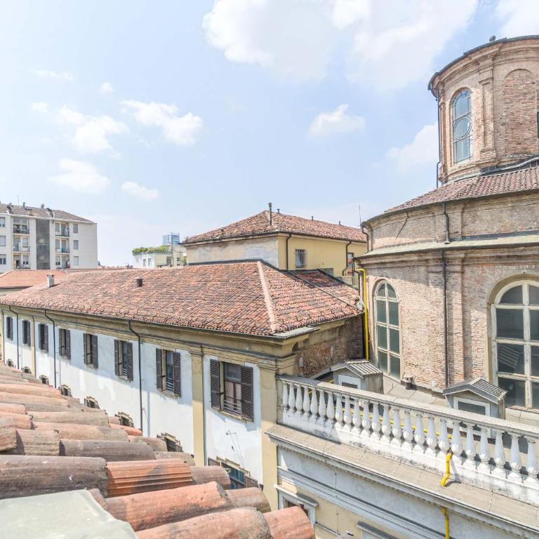 GuestHost - Palazzo Saluzzo Paesana Beautiful Flat - One-Bedroom Apartment - 9