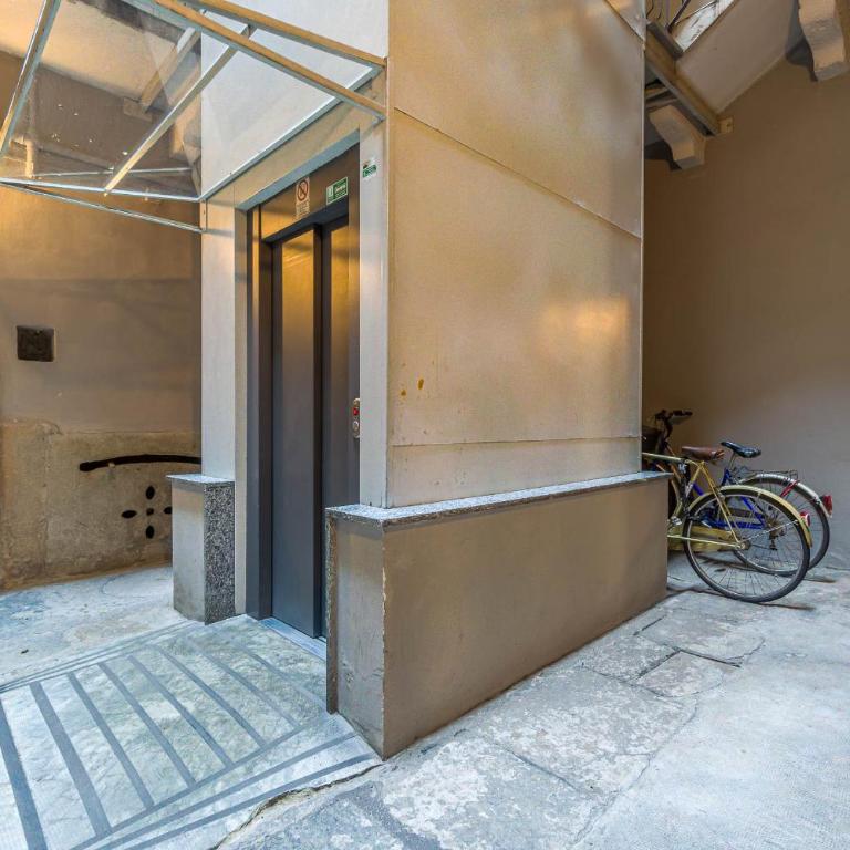 GuestHost - Palazzo Saluzzo Paesana Beautiful Flat - One-Bedroom Apartment - 13