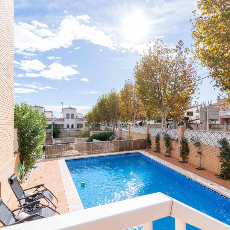Jouvacations Villa Freser 1 con piscina comunitari - Casa de 4 dormitorios - 13