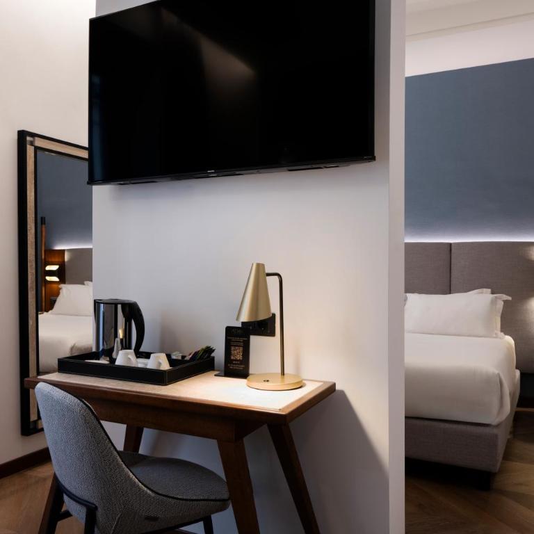 Boutique Hotel Piedra Rome City Centre - Junior Suite - 7